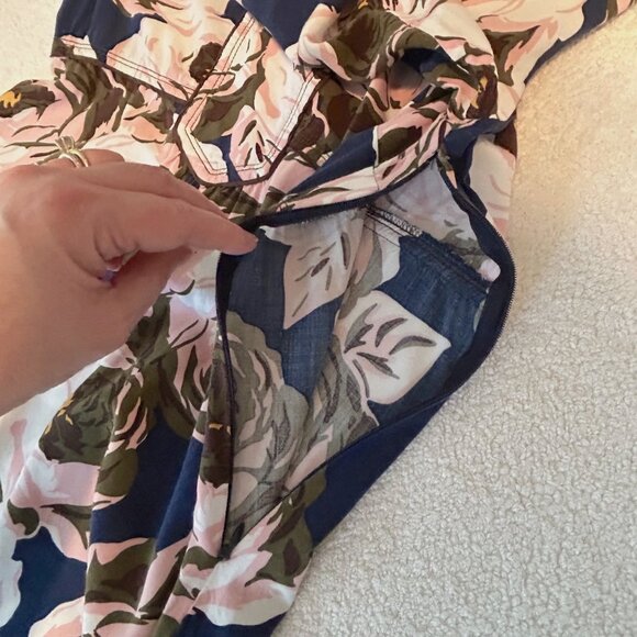 Boden mini dress/tunic in deep blue w pink floral SIZE 6P - Picture 6 of 12